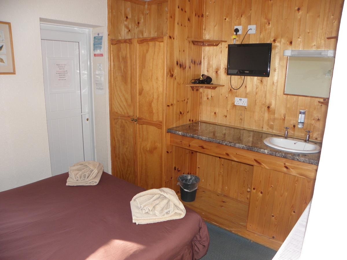 Morefield Motel Уллапул Экстерьер фото